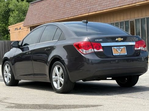 Used 2015 Chevrolet Cruze LT FWD image 3