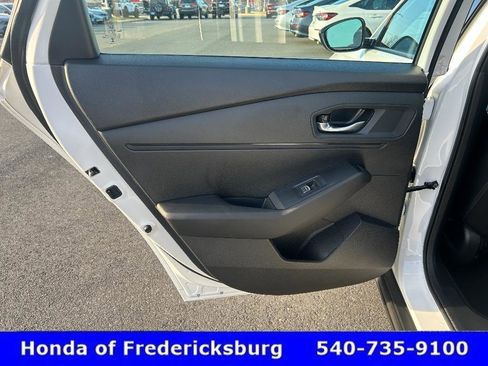 Certified 2025 Honda Accord SE image 11