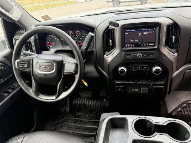 Used 2021 GMC Sierra 3500 4x4 Crew Cab w/ Convenience Package image 8
