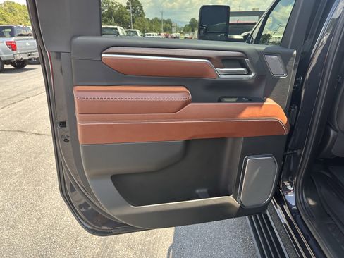 Used 2024 GMC Sierra 2500 Denali Ultimate image 14