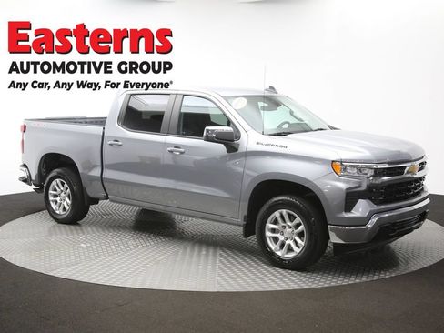 Used 2023 Chevrolet Silverado 1500 LT AWD/4WD image 50