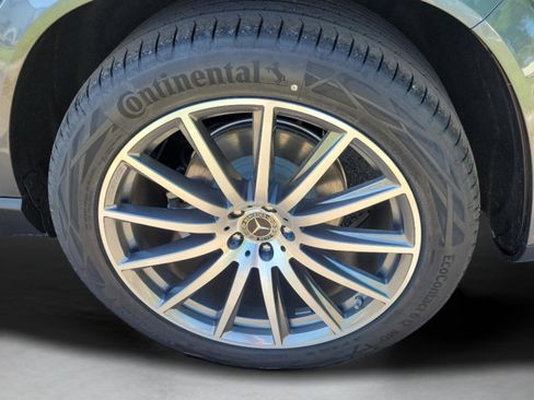 New 2026 Mercedes-Benz GLS 580 4MATIC image 5