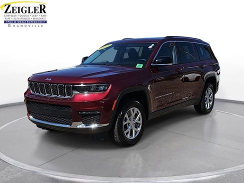Used 2023 Jeep Grand Cherokee L Limited AWD/4WD image 1