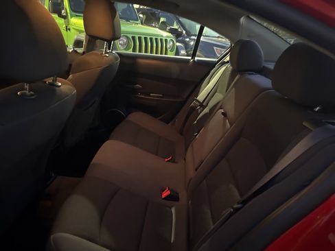 Used 2016 Chevrolet Cruze LT w/ Sun And Sound Package image 36