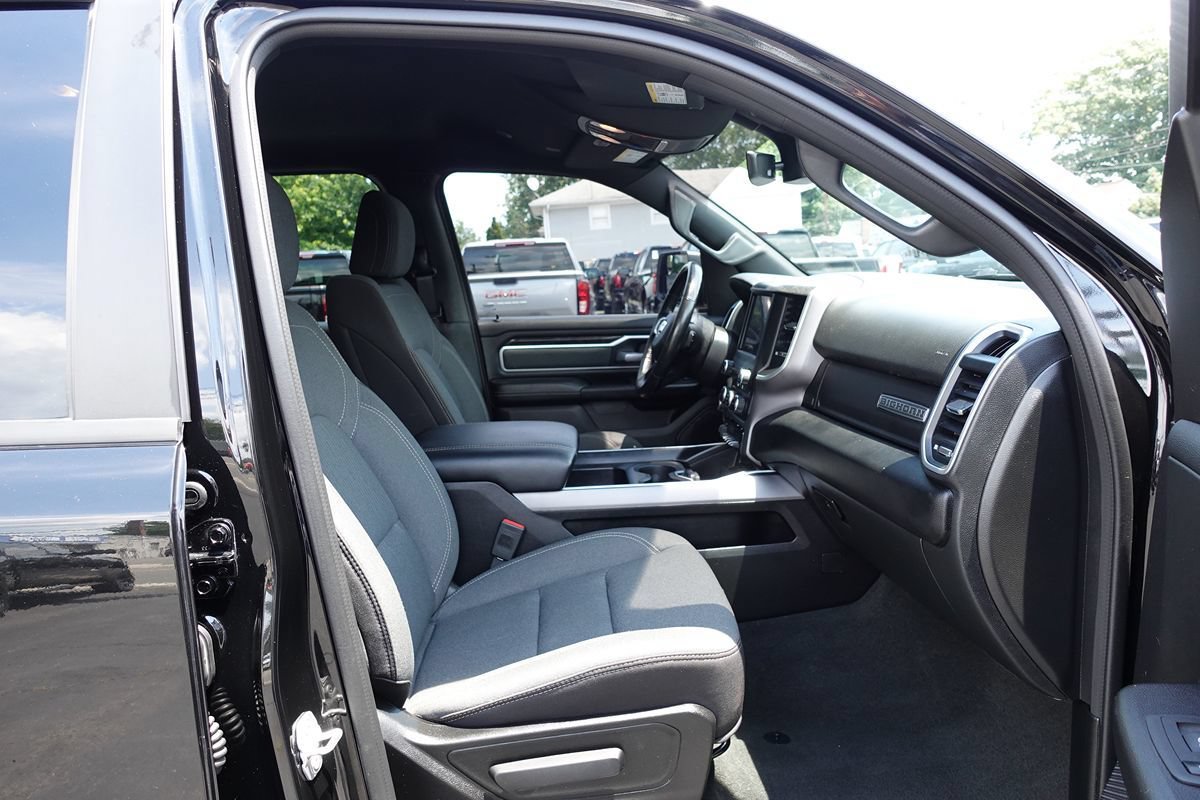 Used 2023 RAM 1500 Big Horn AWD/4WD image 35