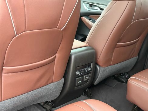 Used 2019 Buick Enclave Avenir w/ Avenir Technology Package image 28