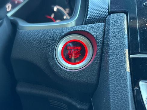 Used 2020 Honda Civic Sport image 10