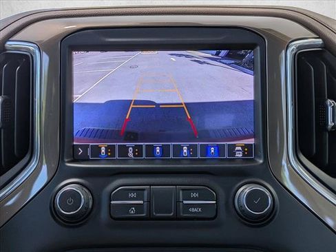 Used 2023 Chevrolet Silverado 2500 High Country w/ Z71 Off-Road Package AWD/4WD image 12