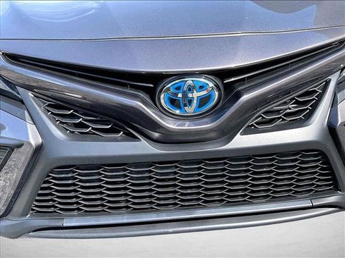 Used 2024 Toyota Camry SE FWD image 30