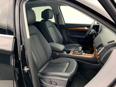 Certified 2023 Audi Q5 2.0T Premium Plus w/ Premium Plus Package image 7