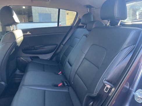 Used 2021 Kia Sportage EX image 20