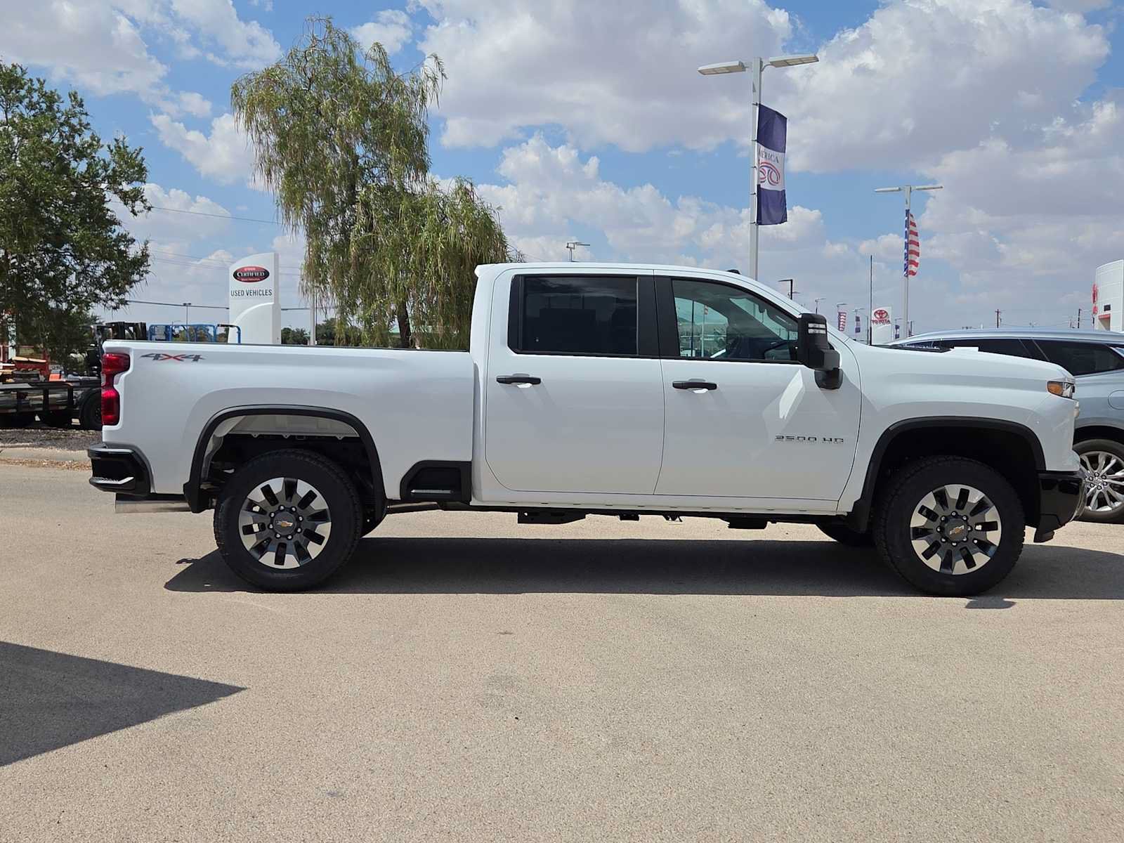New 2026 Chevrolet Silverado 2500 Custom w/ Custom Value Package AWD/4WD image 9