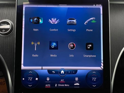 Used 2023 Mercedes-Benz C 300 4MATIC Sedan image 21