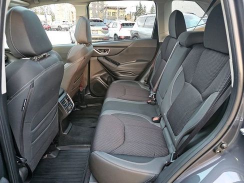 Used 2024 Subaru Forester Premium image 19
