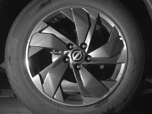 Used 2025 Nissan Rogue SV image 15