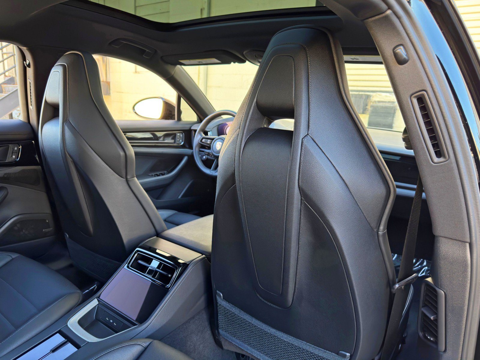 Used 2024 Porsche Panamera w/ Premium Package RWD image 44