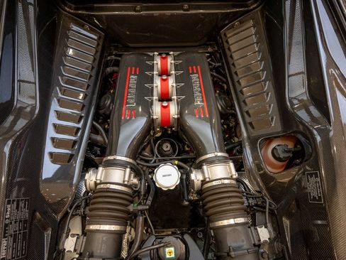 Used 2014 Ferrari 458 Speciale Coupe RWD image 24