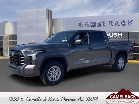 Used 2023 Toyota Tundra SR5 w/ SR5 Convenience Package AWD/4WD image 1