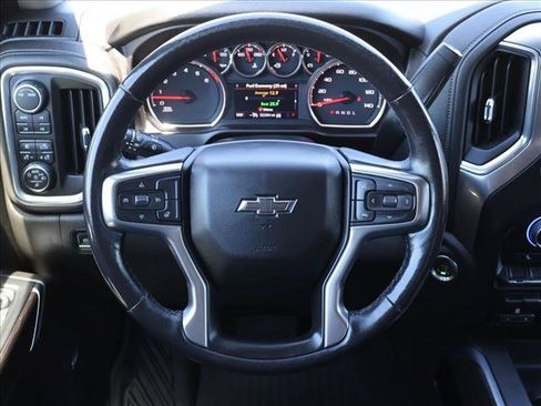 Used 2022 Chevrolet Silverado 1500 LT Trail Boss w/ LT Trail Boss Premium Package AWD/4WD image 12