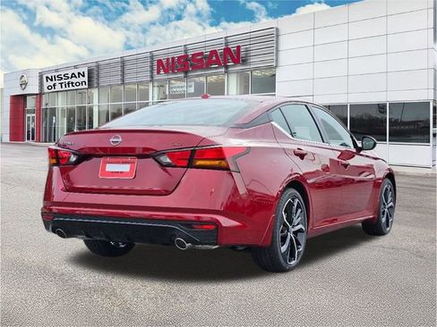 New 2025 Nissan Altima 2.5 SR image 7