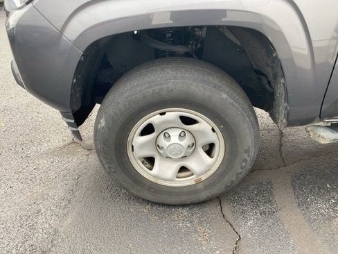 Used 2023 Toyota Tacoma SR image 17