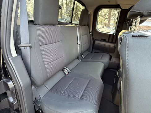 Used 2014 Nissan Titan SV w/ SV Value Truck Package image 28