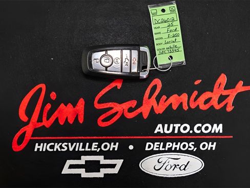 Used 2025 Ford F250 Lariat w/ Black Appearance Package image 46