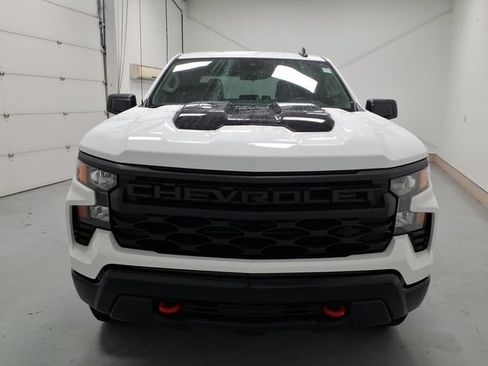 Used 2025 Chevrolet Silverado 1500 Custom Trail Boss AWD/4WD image 8