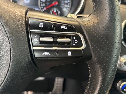 Used 2023 Kia Stinger GT2 image 15