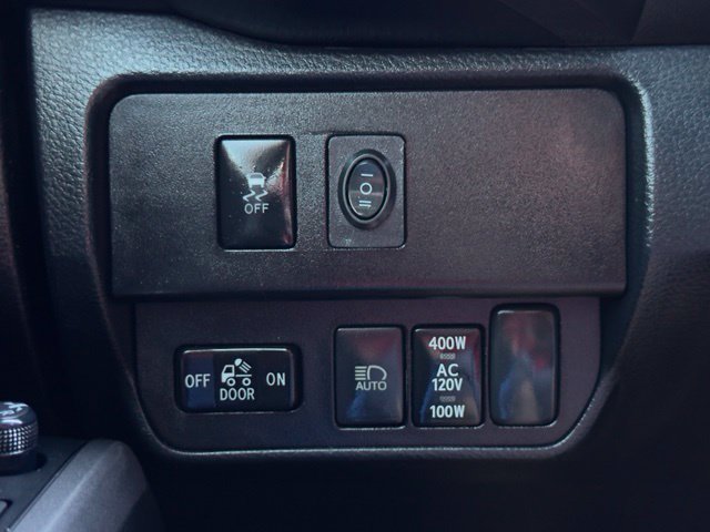 Used 2022 Toyota Tacoma TRD Off-Road AWD/4WD image 29