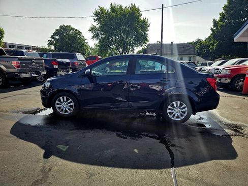 Used 2015 Chevrolet Sonic LS image 6