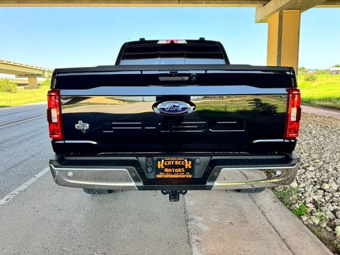 Used 2021 Ford F150 XLT w/ Equipment Group 302A High AWD/4WD image 4