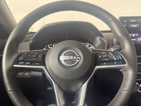 Used 2024 Nissan Altima 2.5 SL AWD/4WD image 19