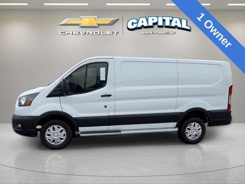 Used 2025 Ford Transit 250 Low Roof w/ Exterior Upgrade Package RWD image 2