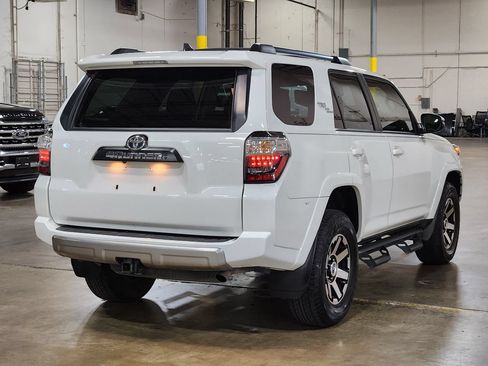 Used 2021 Toyota 4Runner TRD Off-Road Premium AWD/4WD image 8