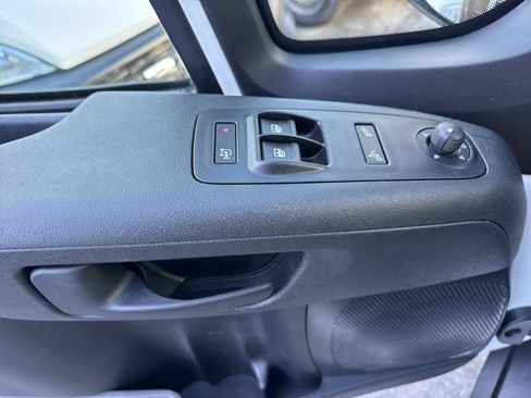Used 2026 RAM ProMaster 2500 w/ Convenience Group FWD image 11