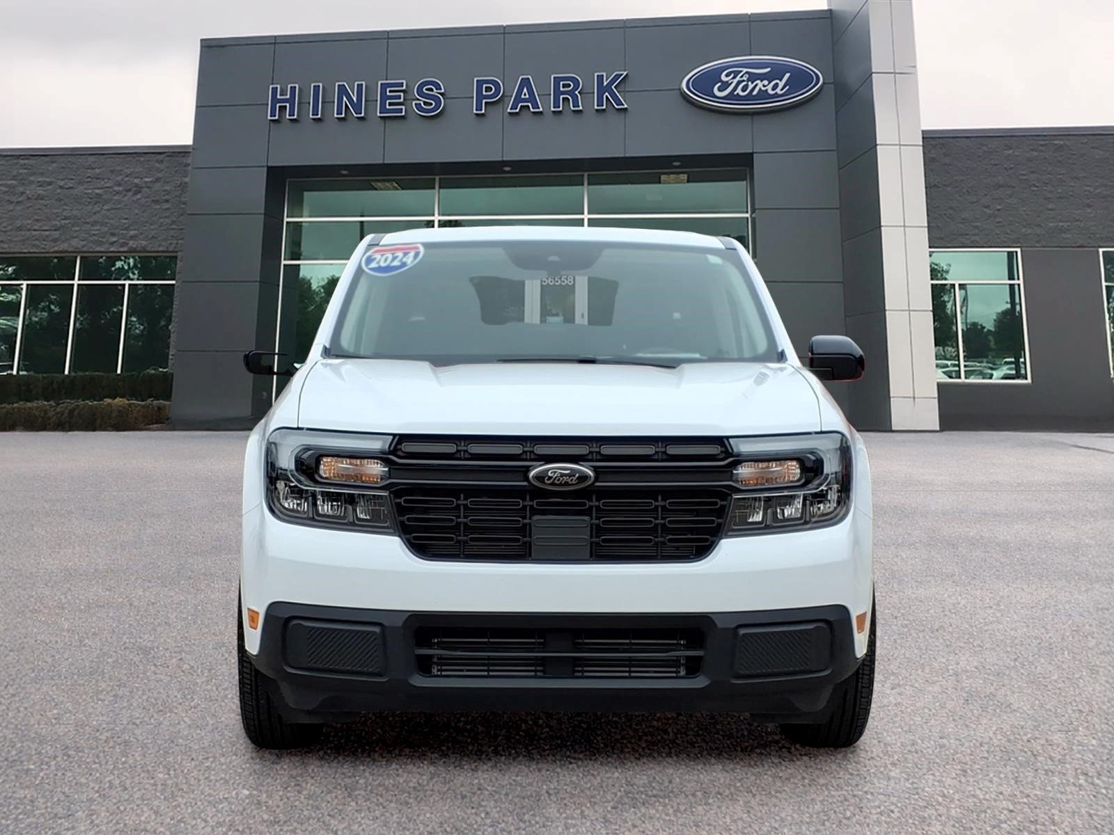 Used 2024 Ford Maverick Lariat w/ Black Appearance Package AWD/4WD image 2