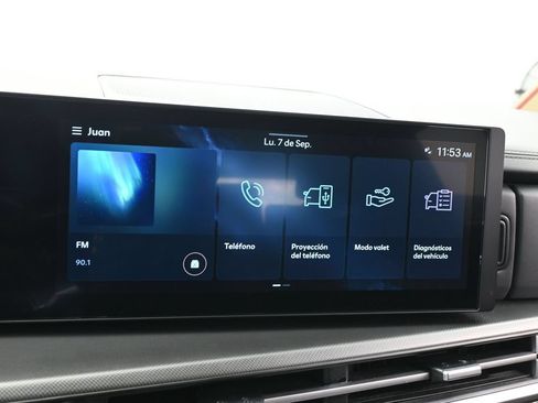 Used 2025 Hyundai Santa Fe SE FWD image 21