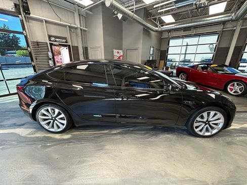 Used 2018 Tesla Model 3 Long Range AWD/4WD image 25