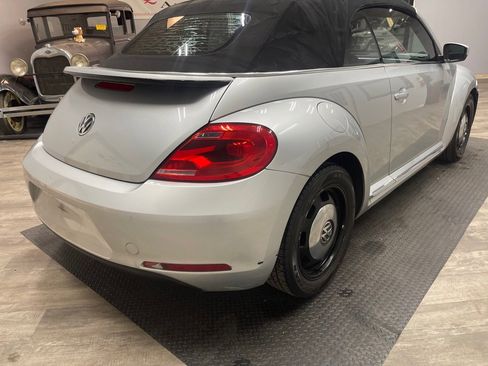 Used 2013 Volkswagen Beetle 2.5 FWD image 13