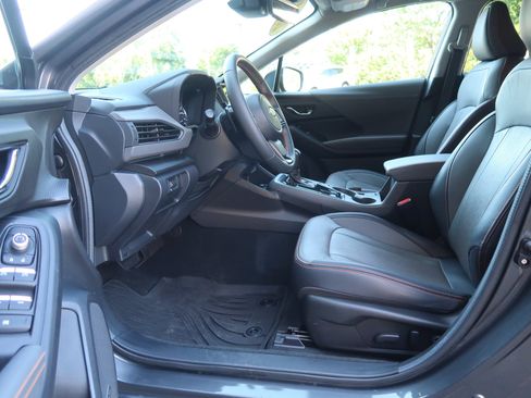 Used 2024 Subaru Crosstrek 2.5i Limited w/ Crosstrek Mirror Package AWD/4WD image 11