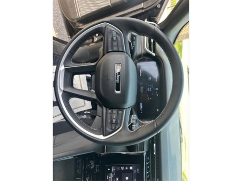 Used 2023 Jeep Grand Cherokee Altitude image 28