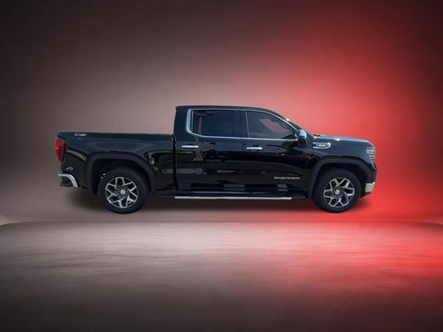 Certified 2022 GMC Sierra 1500 SLT w/ SLT Premium Plus Package AWD/4WD image 9