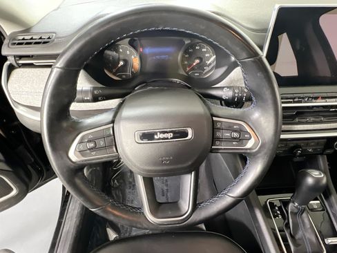Used 2022 Jeep Compass Latitude w/ Convenience Group AWD/4WD image 11