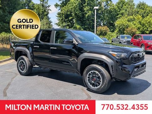 Certified 2024 Toyota Tacoma TRD Off-Road AWD/4WD image 2