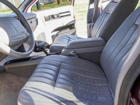 Used 1996 Chevrolet Impala SS image 28