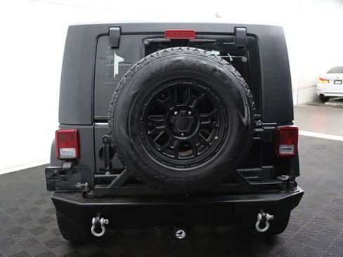 Used 2009 Jeep Wrangler X image 6