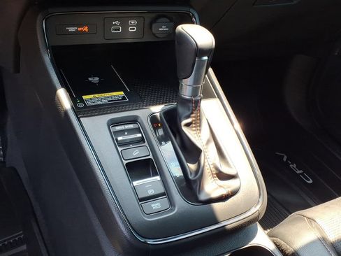Used 2025 Honda CR-V Sport-L image 17