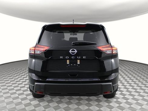 New 2026 Nissan Rogue SV image 4