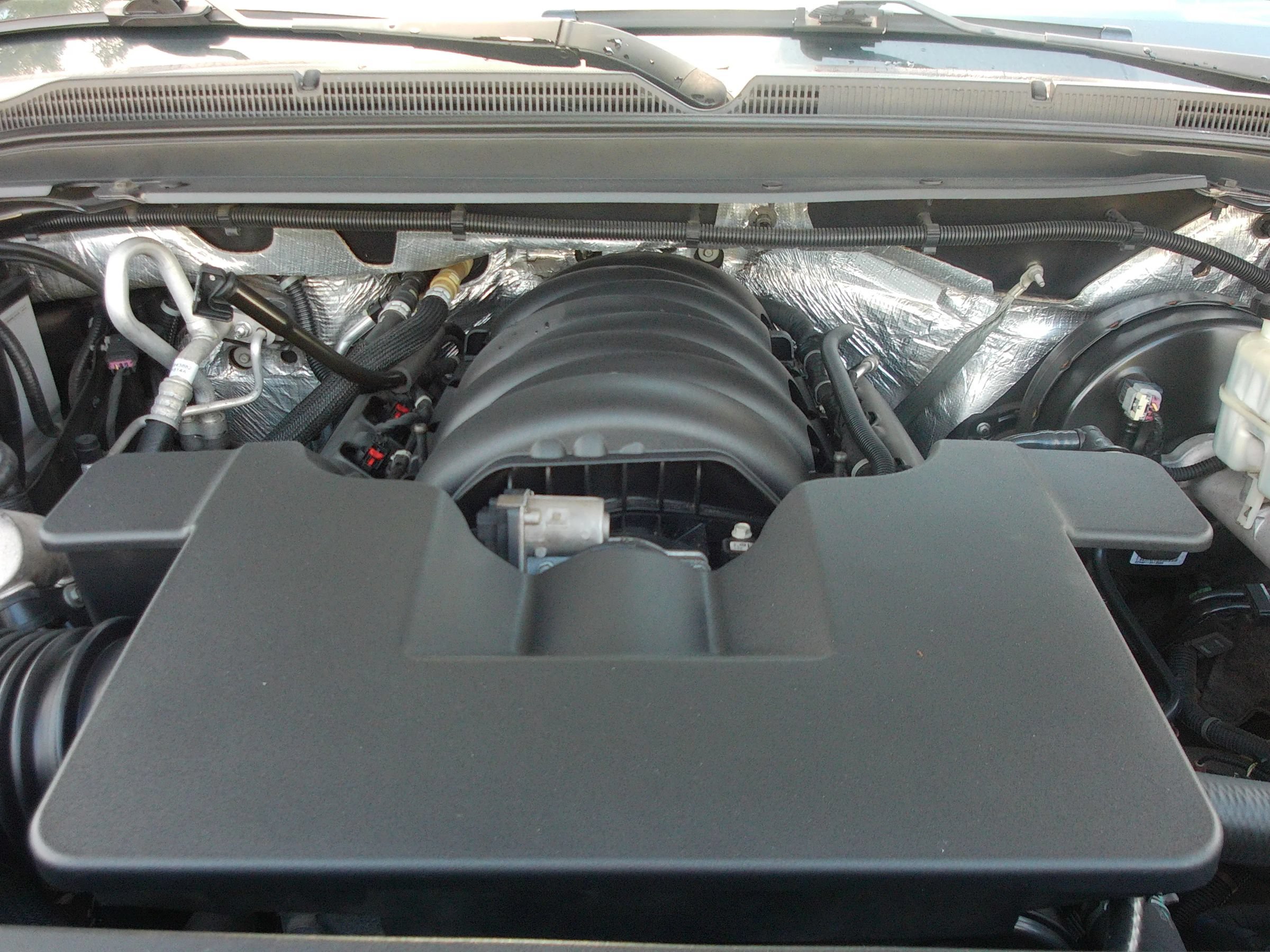 Used 2015 Chevrolet Suburban LTZ RWD image 52